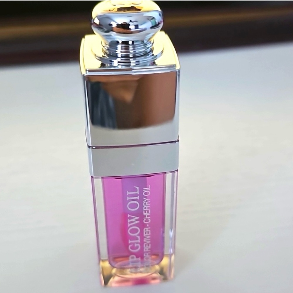 Dior Lip Oil 063 Pink Lilac - Picture 3 of 7